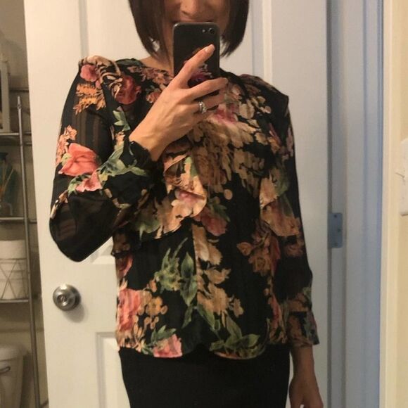 Collective Concepts Floral Ruffle Blouse size Small - Picture 6 of 6